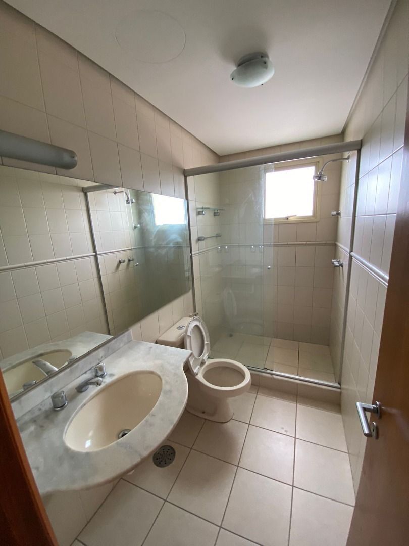 Apartamento para venda no bairro Menino Deus em Porto Alegre