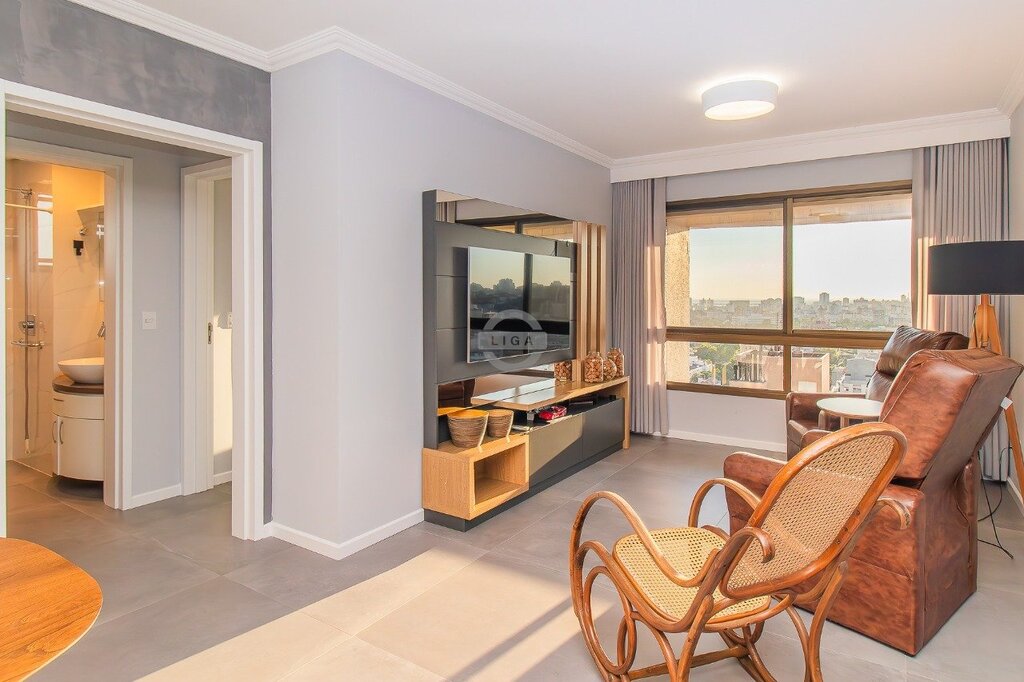 Apartamento à venda em Porto Alegre, Petrópolis, com 2 quartos, 74,1m² - Geniale Imóveis