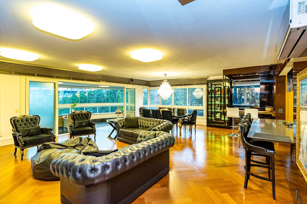 Apartamento à venda em Porto Alegre, Bela Vista, com 3 quartos, 223,07m² - Geniale Imóveis