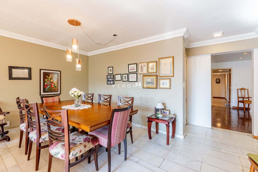 Apartamento para venda no bairro Rio Branco em Porto Alegre