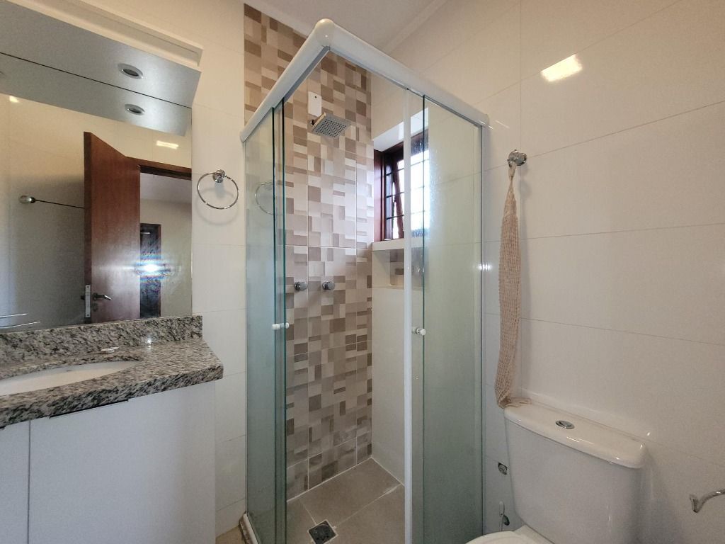 Casa para venda no bairro Petrópolis em Porto Alegre