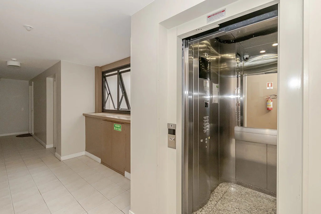Apartamento para venda no bairro Tristeza em Porto Alegre