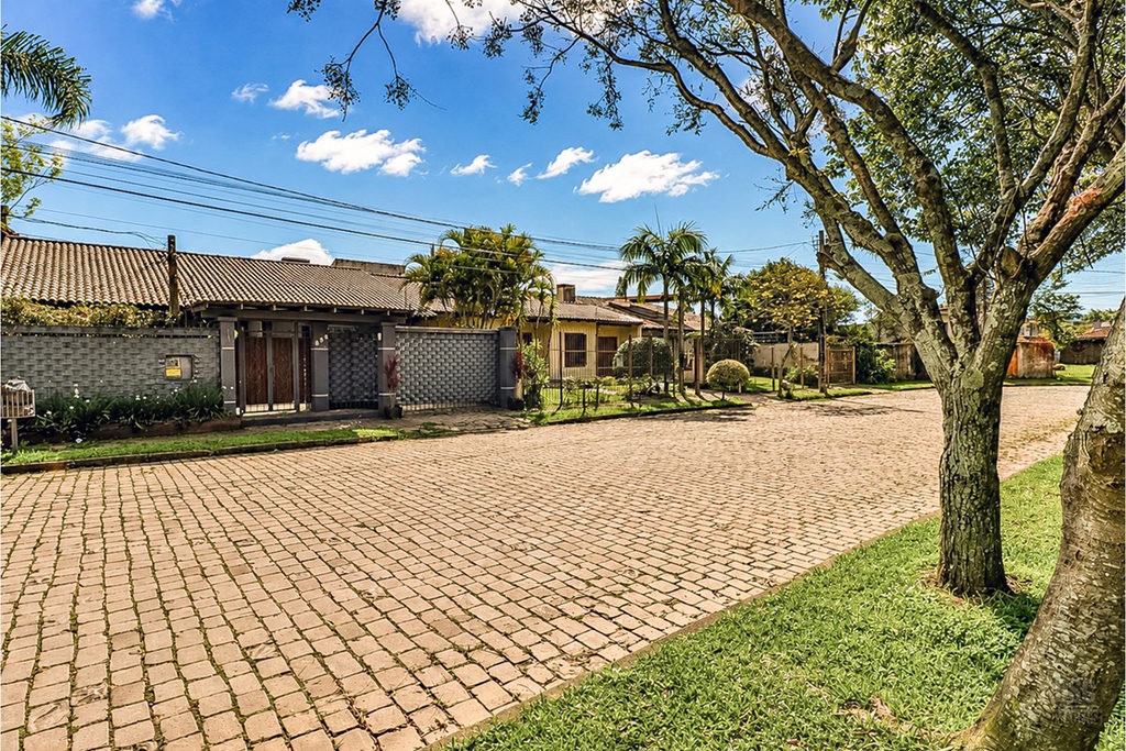 Casa para venda no bairro Ipanema em Porto Alegre