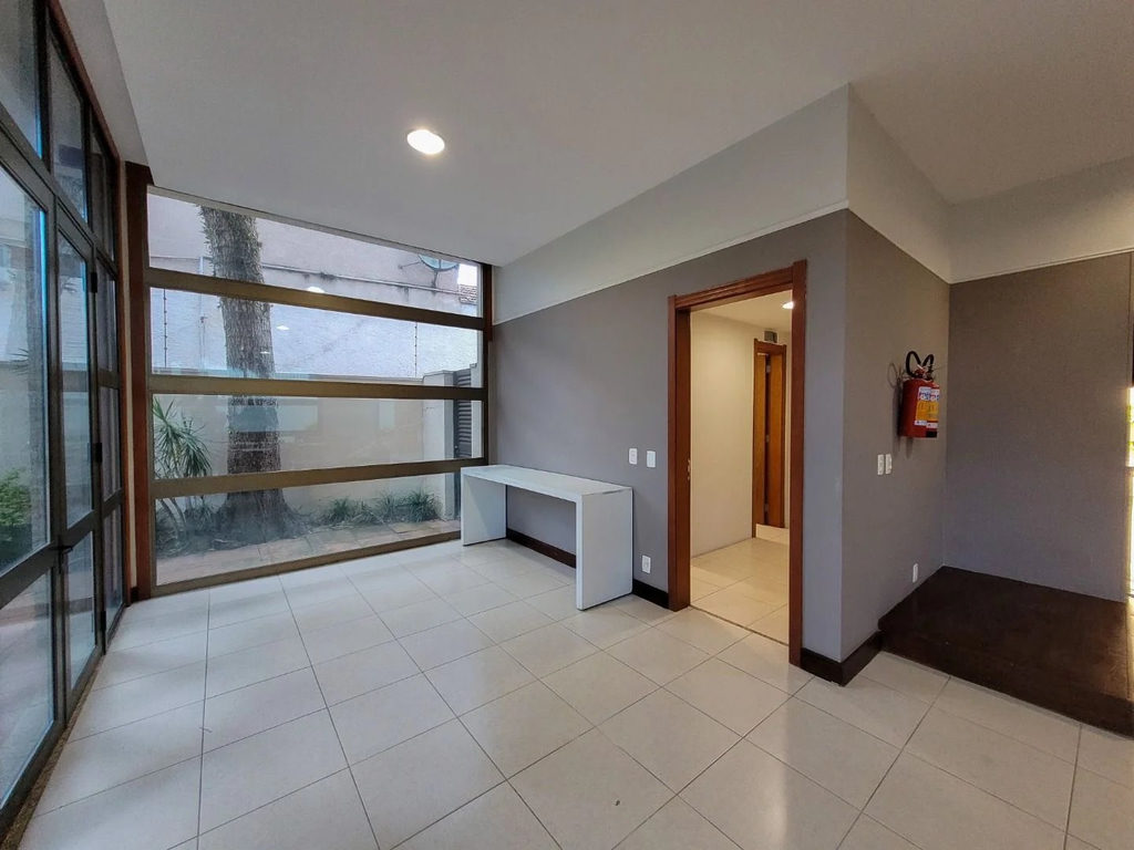 Apartamento para venda no bairro Menino Deus em Porto Alegre