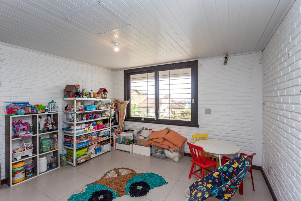 Casa para venda no bairro Teresópolis em Porto Alegre