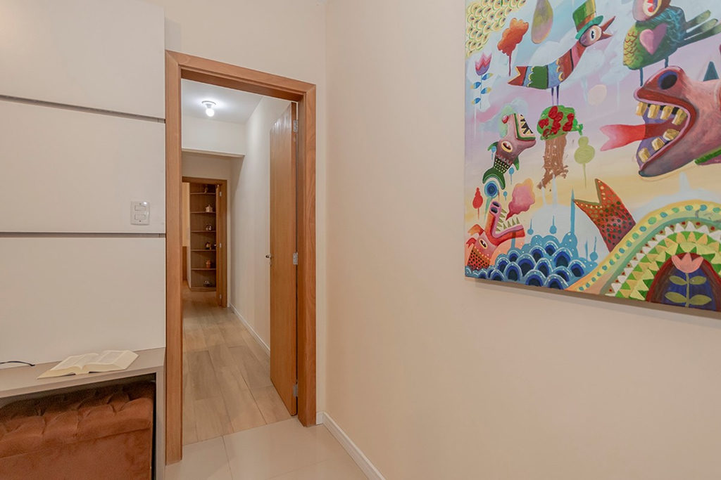 Apartamento para venda no bairro Chácara das Pedras em Porto Alegre
