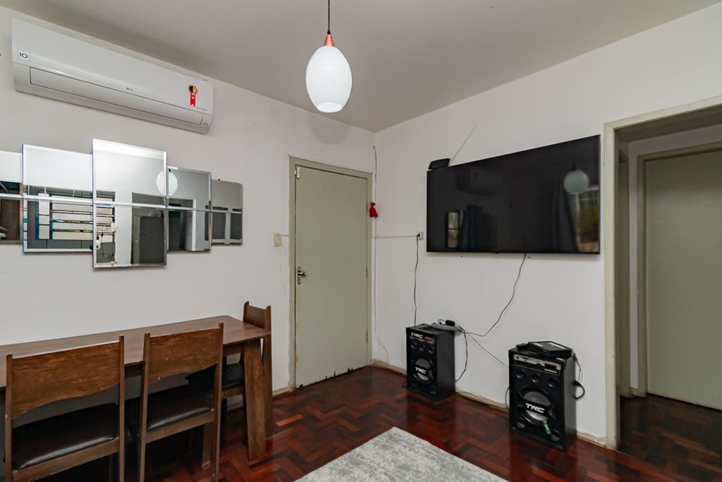 Casa em Condomínio para venda no bairro Santa Tereza em Porto Alegre