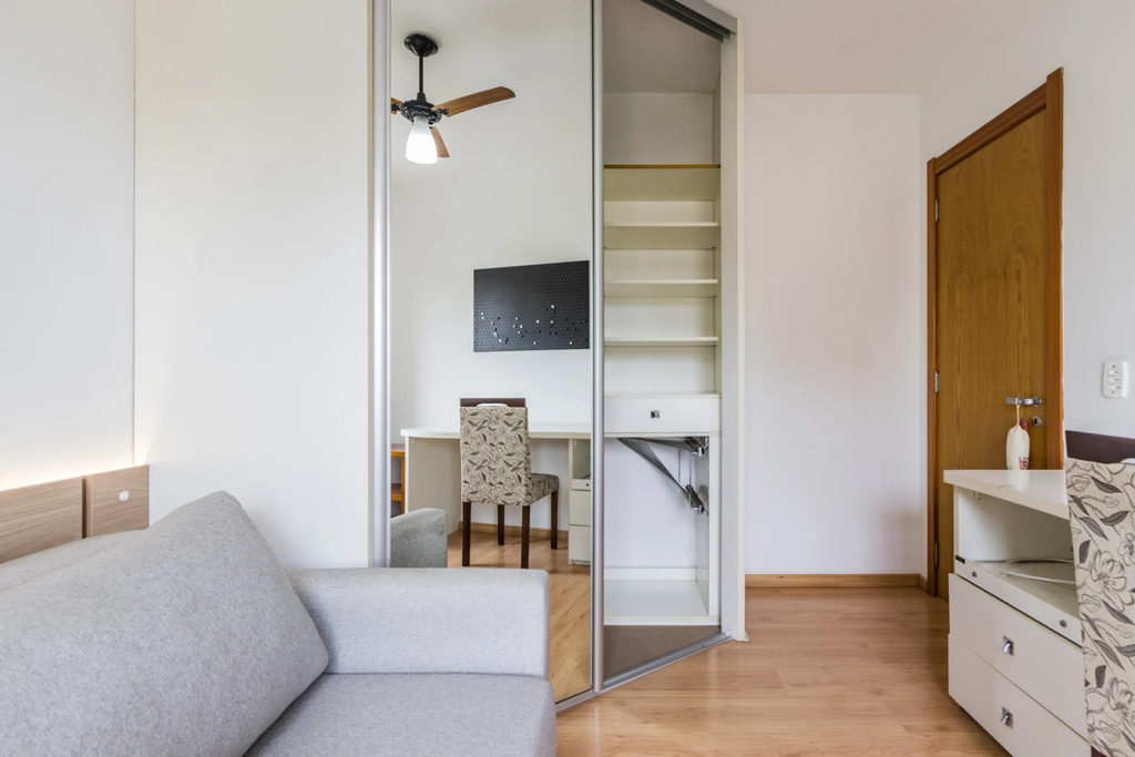 Apartamento para venda no bairro Menino Deus em Porto Alegre