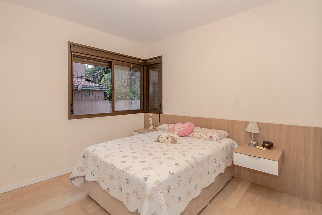 Apartamento para venda no bairro Chácara das Pedras em Porto Alegre