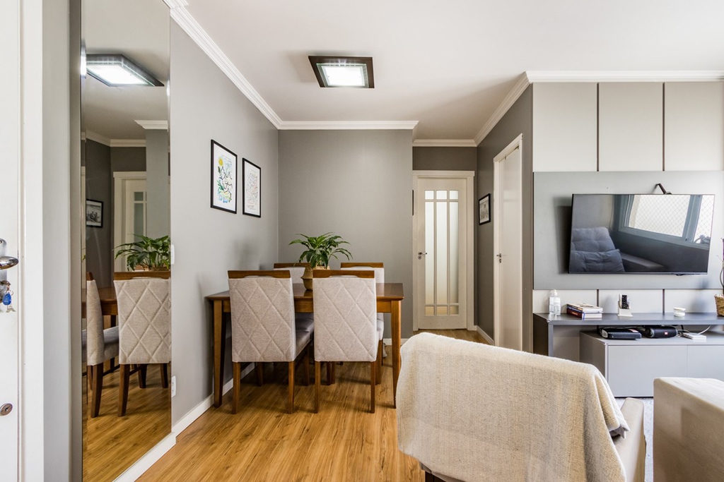 Apartamento para venda no bairro Vila Ipiranga em Porto Alegre