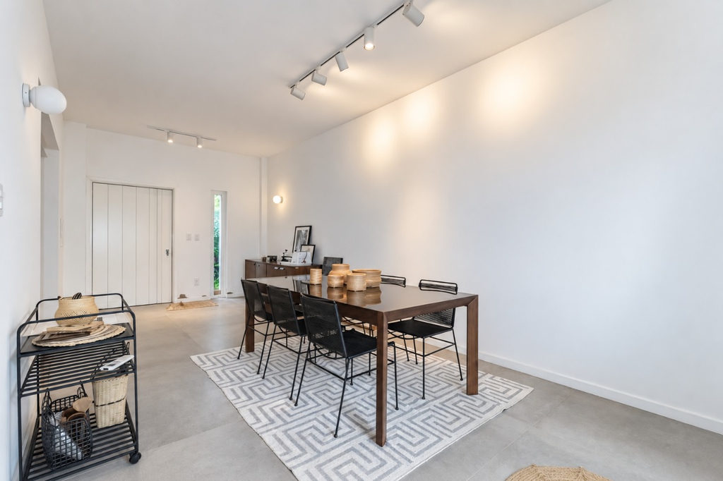 Casa para venda no bairro Três Figueiras em Porto Alegre
