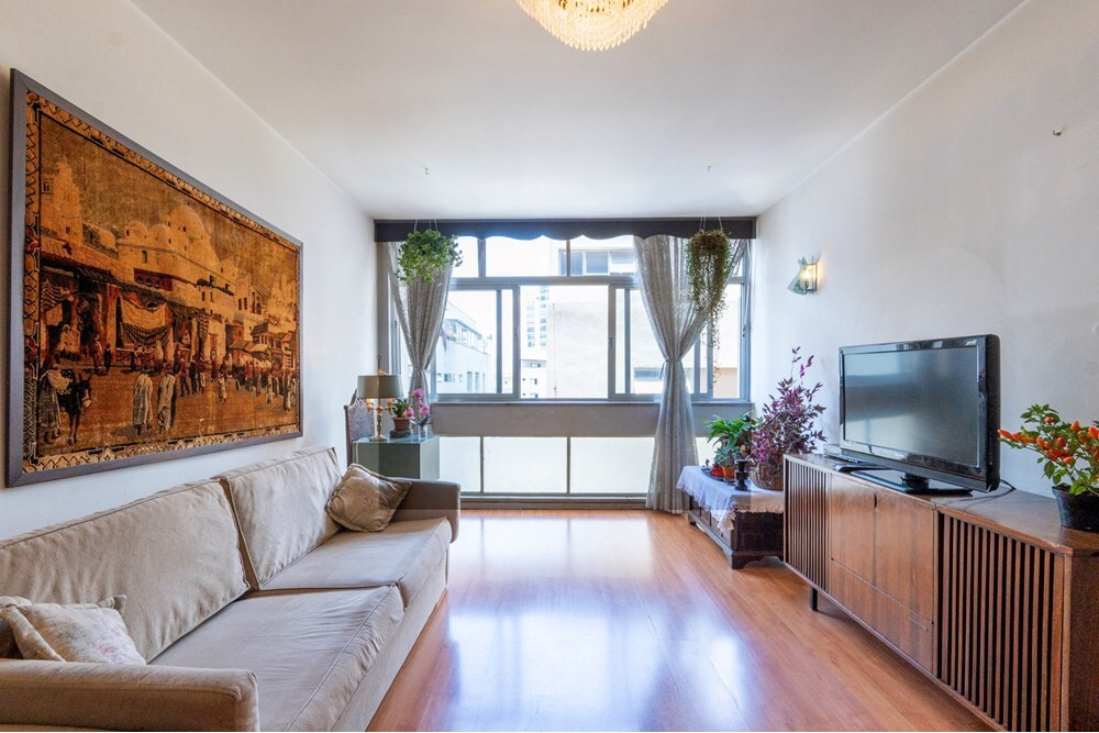 Apartamento à venda em São Paulo, Jardim Paulista, com 2 quartos, 100m² - Carreyra Imobiliaria