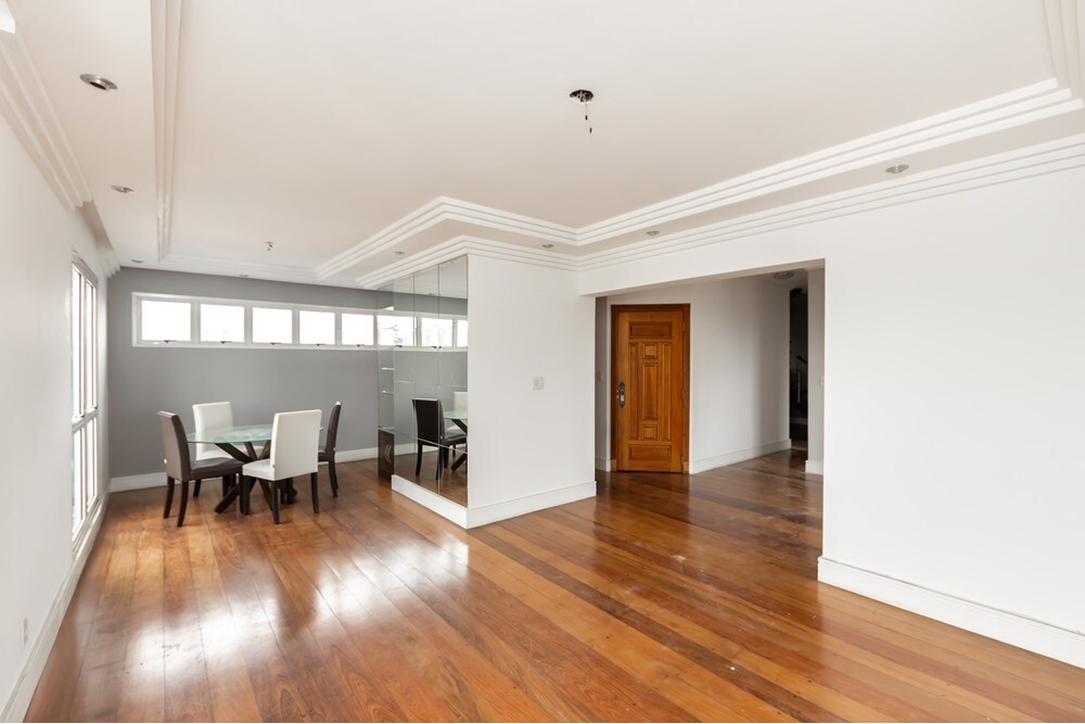Cobertura à venda com 4 quartos, 257m² - Foto 2