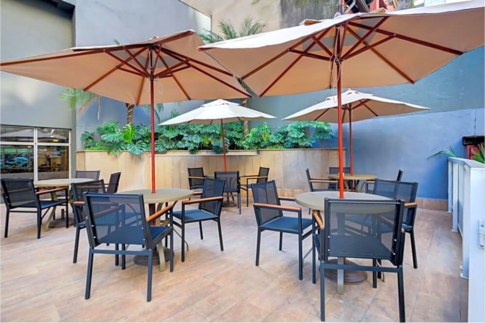 Apartamento à venda em São Paulo, Jardim Paulista, com 1 quarto, 41m² - Carreyra Imobiliaria