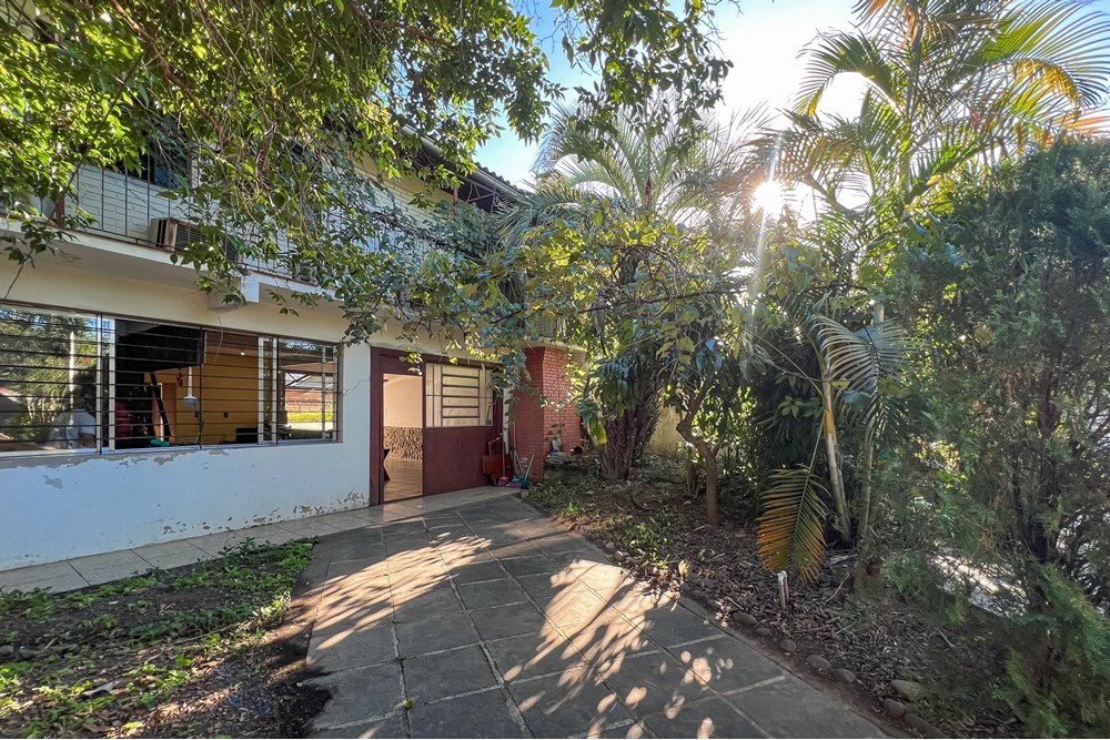 Casa à venda com 4 quartos, 206m² - Foto 16