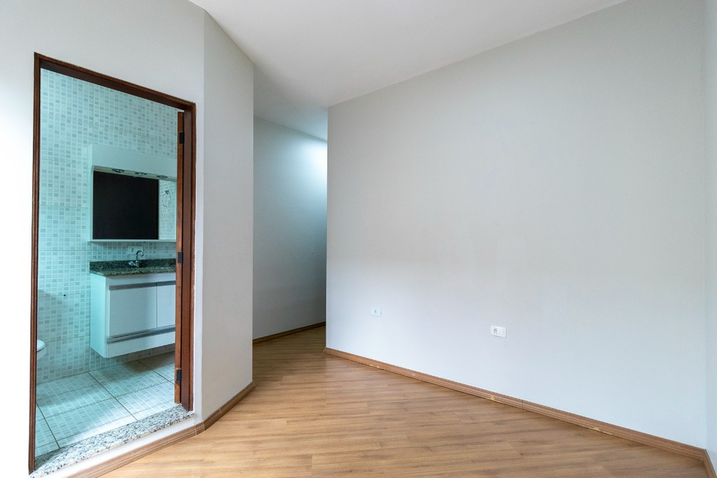 Casa de Condomínio à venda com 3 quartos, 195m² - Foto 9
