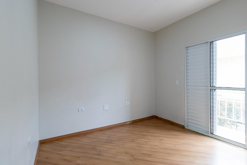 Casa de Condomínio à venda com 3 quartos, 195m² - Foto 2