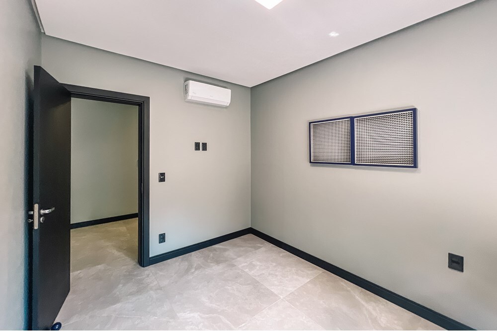 Casa à venda com 2 quartos, 213m² - Foto 9
