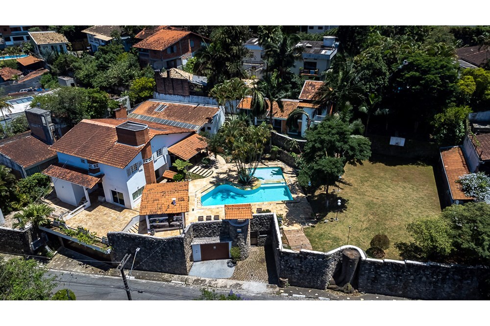 Casa à venda com 6 quartos, 708m² - Granja Viana,Cotia