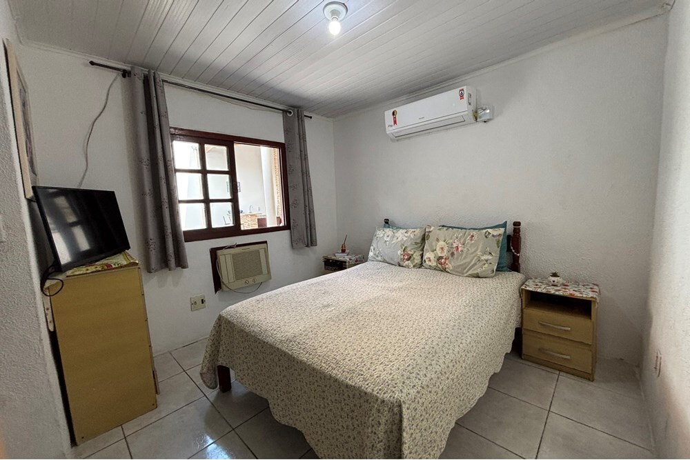 Casa à venda com 2 quartos, 98m² - Foto 8