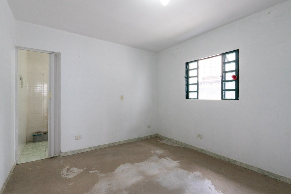Casa à venda com 4 quartos, 60m² - Foto 2