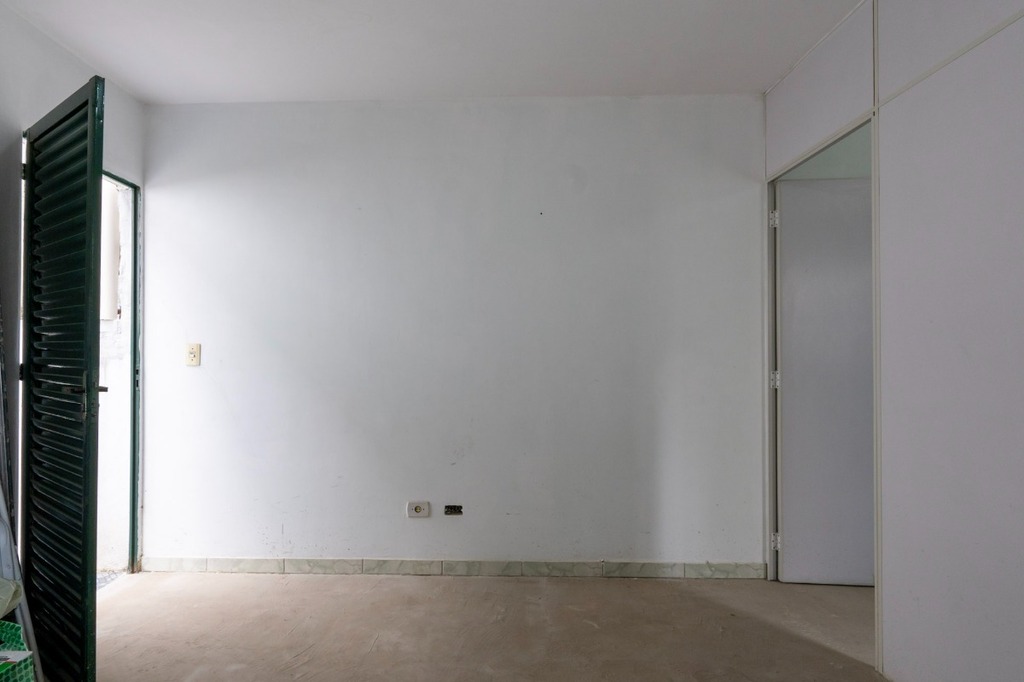 Casa à venda com 4 quartos, 60m² - Foto 12