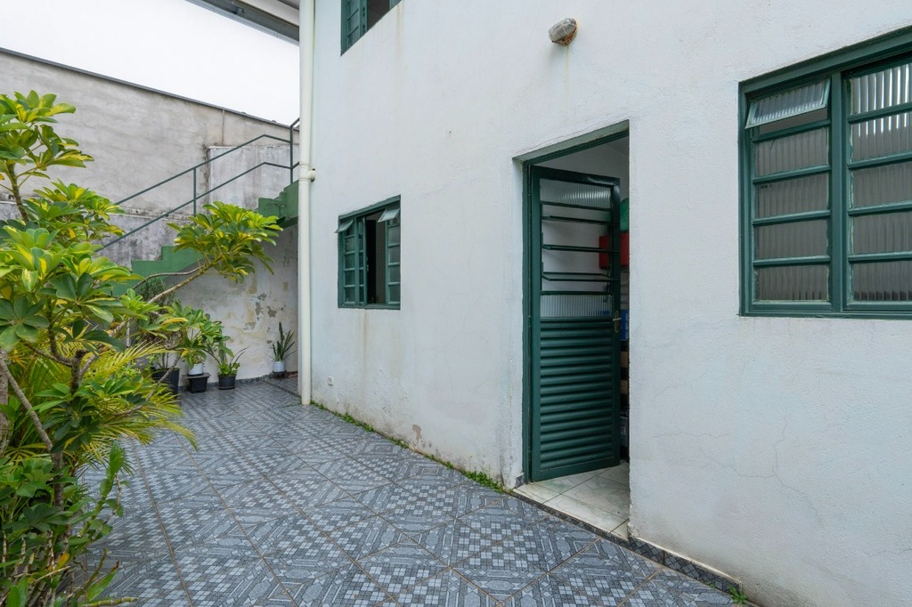Casa à venda com 4 quartos, 60m² - Foto 17