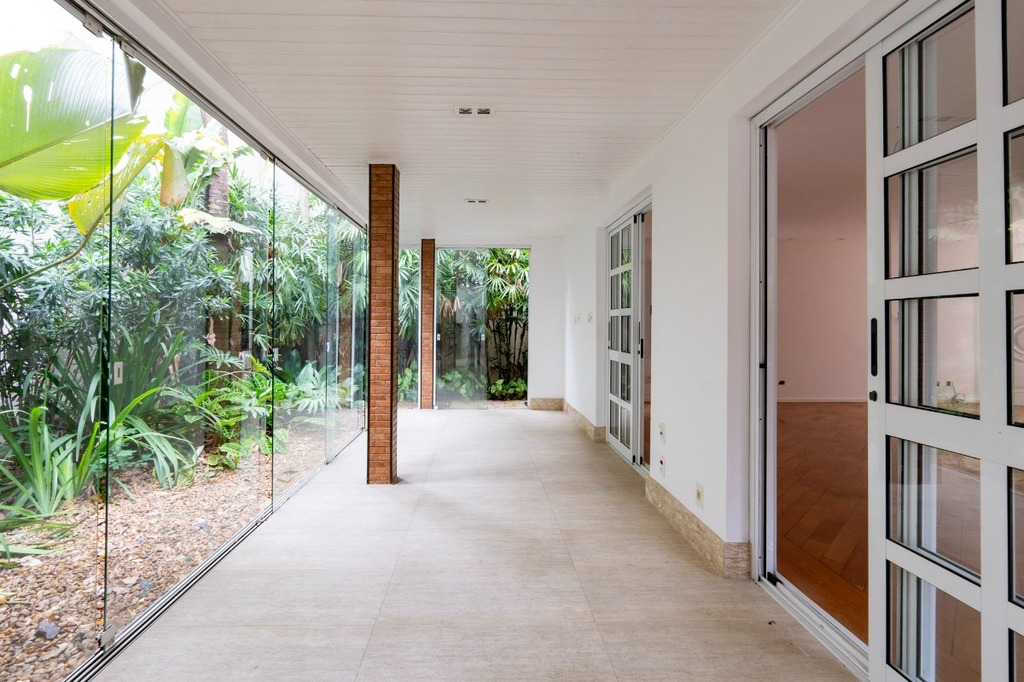 Casa de Condomínio à venda com 5 quartos, 424m² - Foto 3