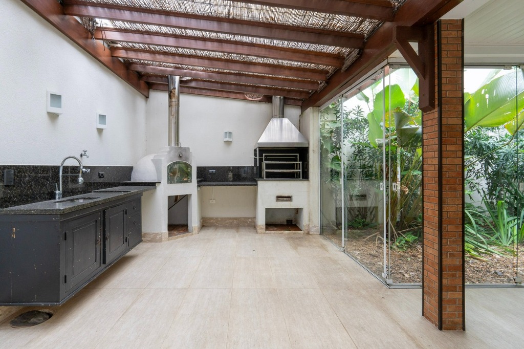 Casa de Condomínio à venda com 5 quartos, 424m² - Foto 4