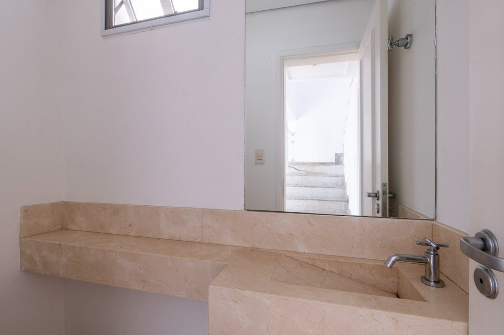 Casa de Condomínio à venda com 5 quartos, 424m² - Foto 11