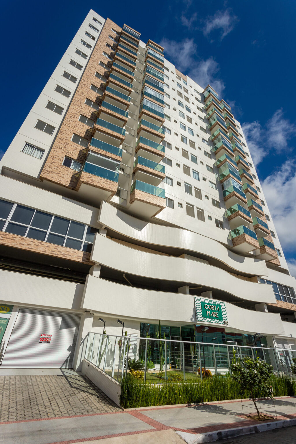 Apartamento à venda em Vila Velha, Itapuã, com 2 quartos, 64,17m² - Macarineli Imóveis