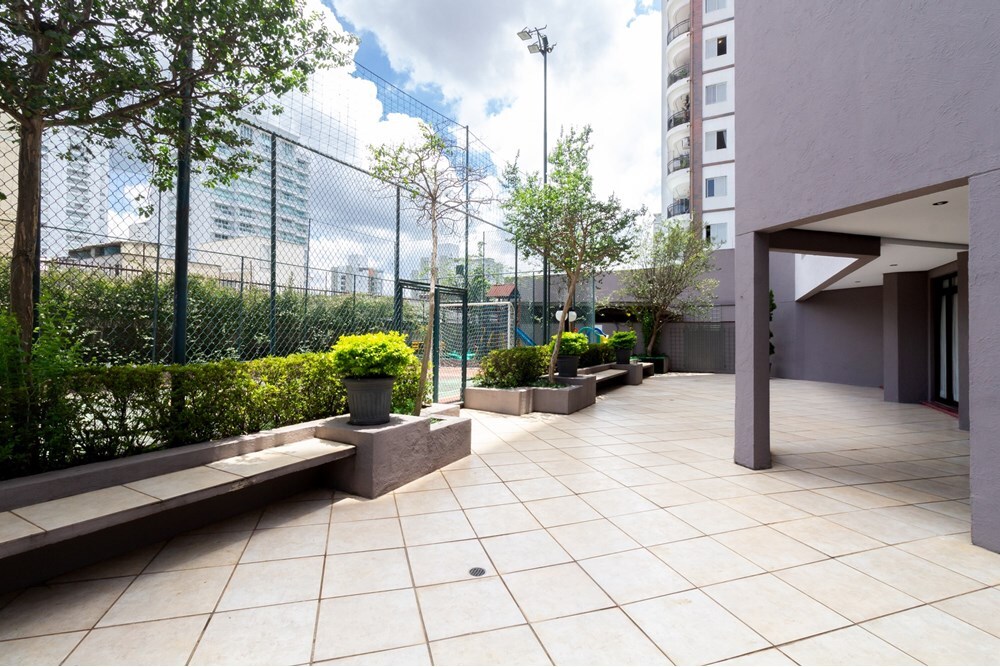 Apartamento à venda com 3 quartos, 94m² - Foto 17