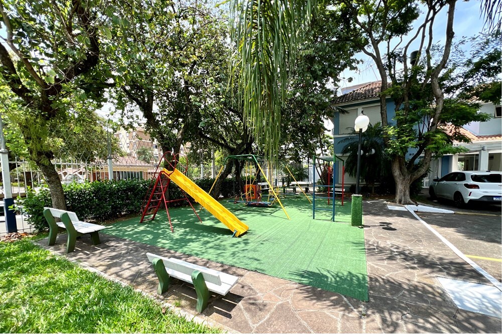 Casa à venda com 3 quartos, 130m² - Foto 14