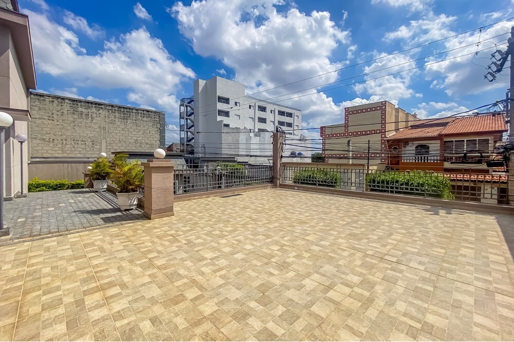 Casa à venda com 2 quartos, 130m² - Foto 5