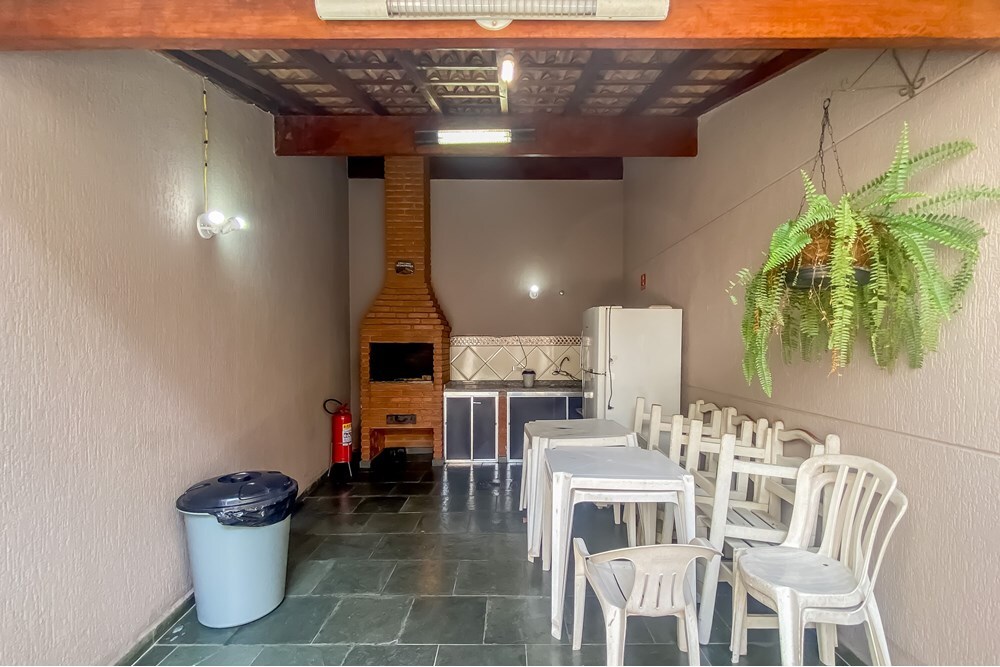 Casa à venda com 2 quartos, 130m² - Foto 4