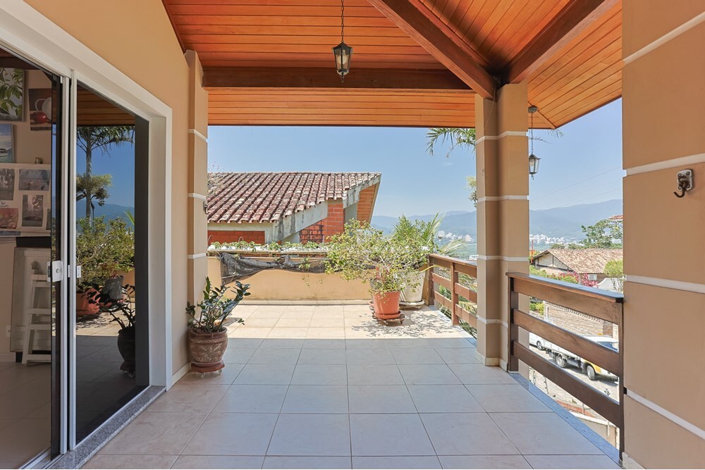 Casa à venda com 4 quartos, 295m² - Foto 12