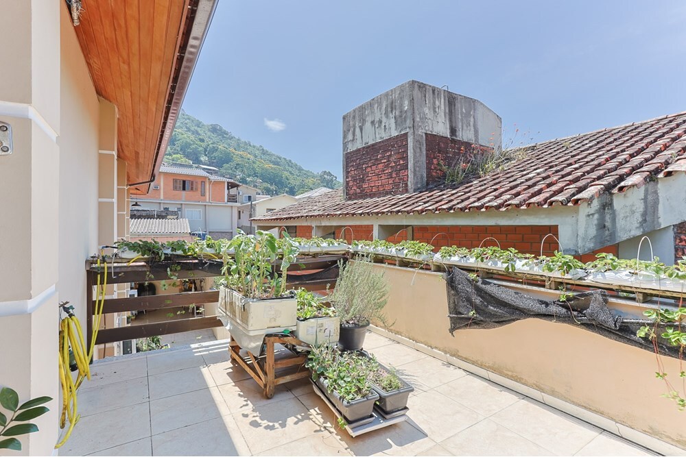 Casa à venda com 4 quartos, 295m² - Foto 14