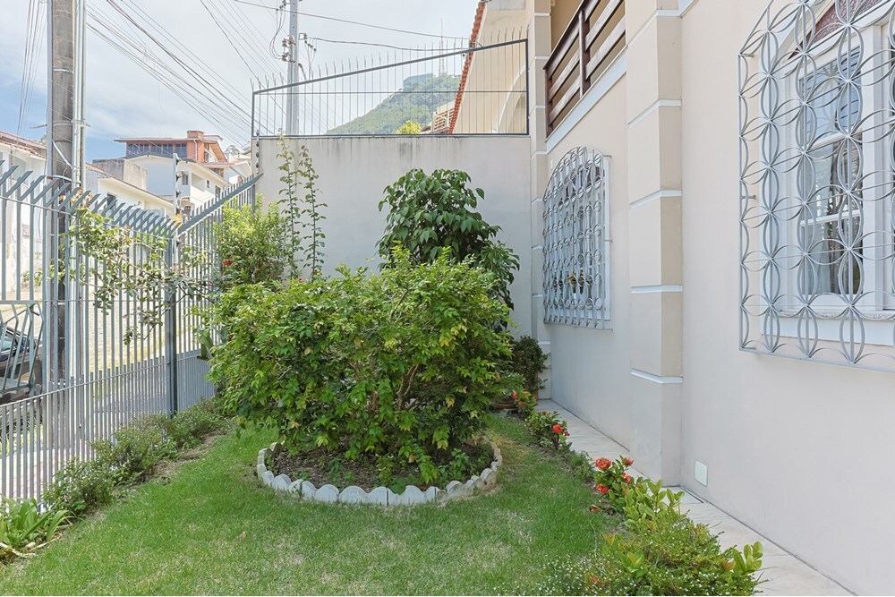 Casa à venda com 4 quartos, 295m² - Foto 28