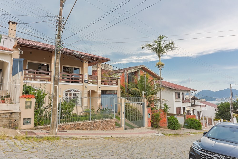 Casa à venda com 4 quartos, 295m² - Foto 30