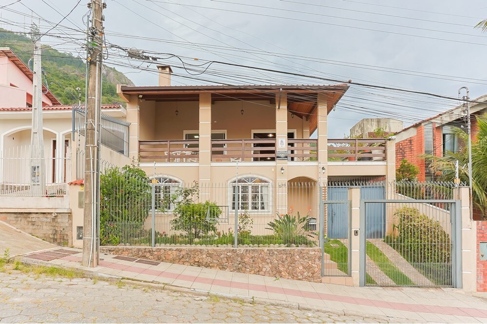 Casa à venda com 4 quartos, 295m² - Foto 32