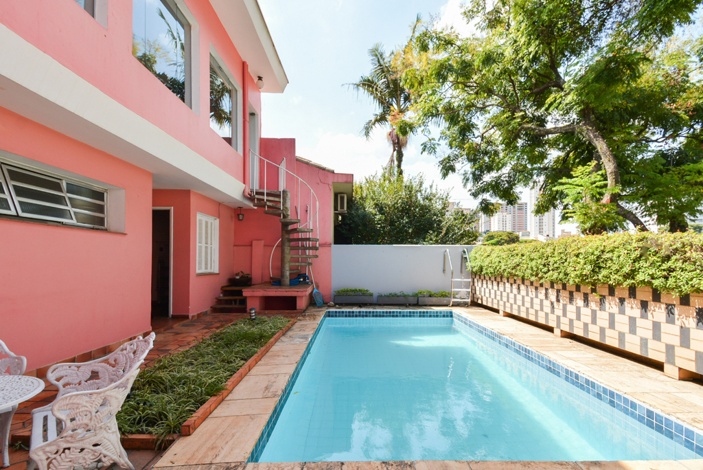 Casa à venda com 3 quartos, 250m² - Foto 35