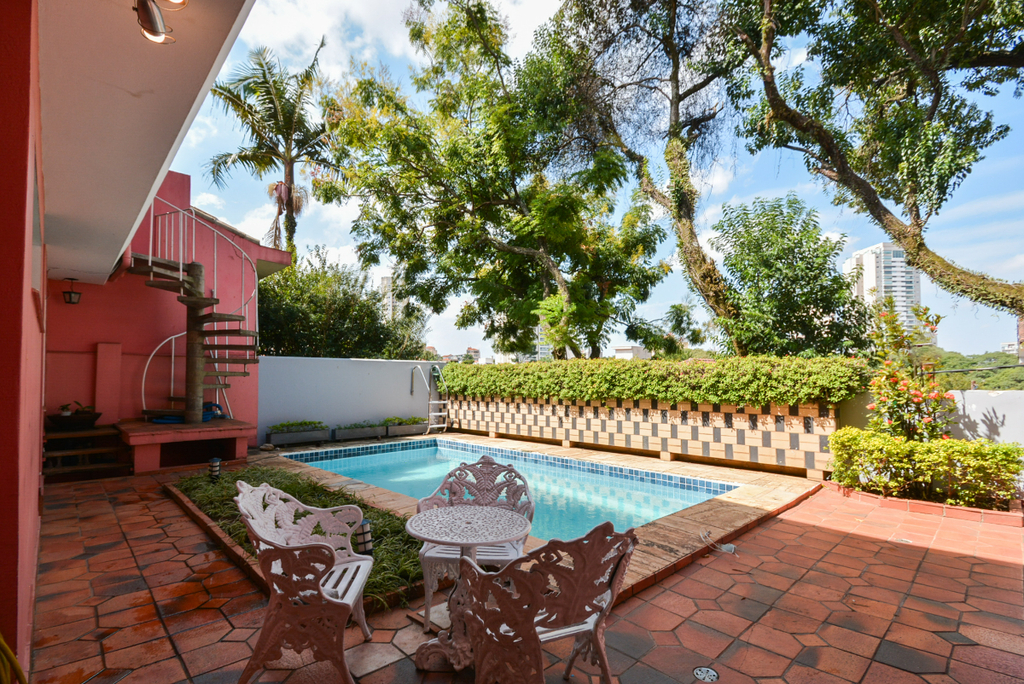 Casa à venda com 3 quartos, 250m² - Foto 38