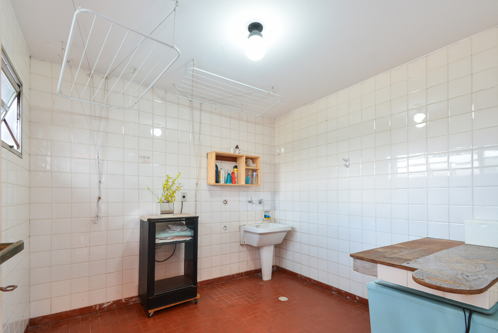 Casa à venda com 3 quartos, 250m² - Foto 40