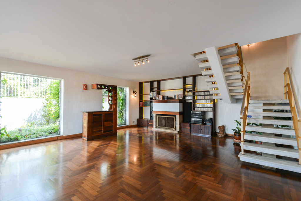 Casa à venda com 3 quartos, 250m² - Foto 55