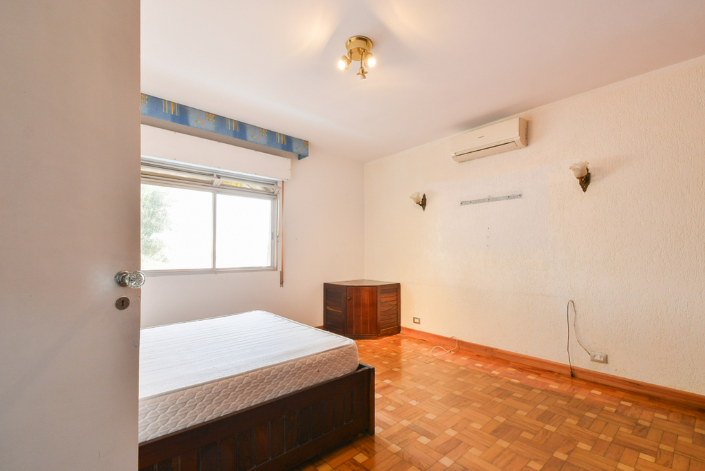 Casa à venda com 3 quartos, 250m² - Foto 12