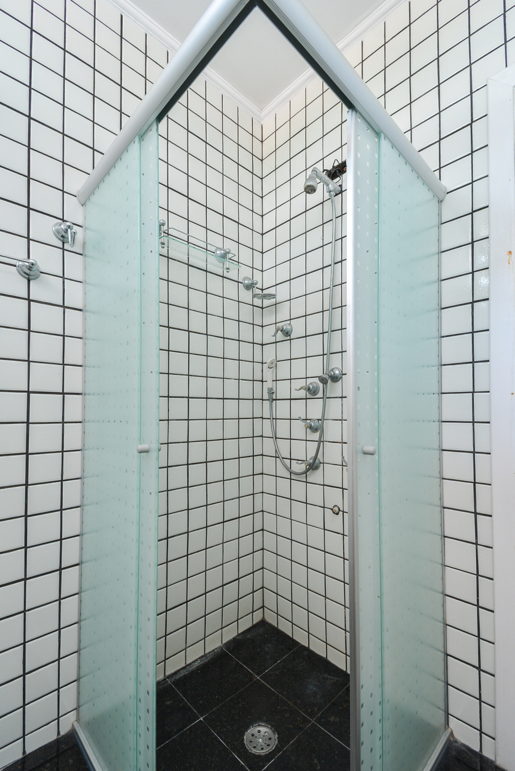 Casa à venda com 3 quartos, 250m² - Foto 5