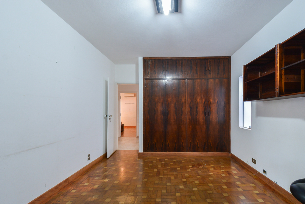 Casa à venda com 3 quartos, 250m² - Foto 19