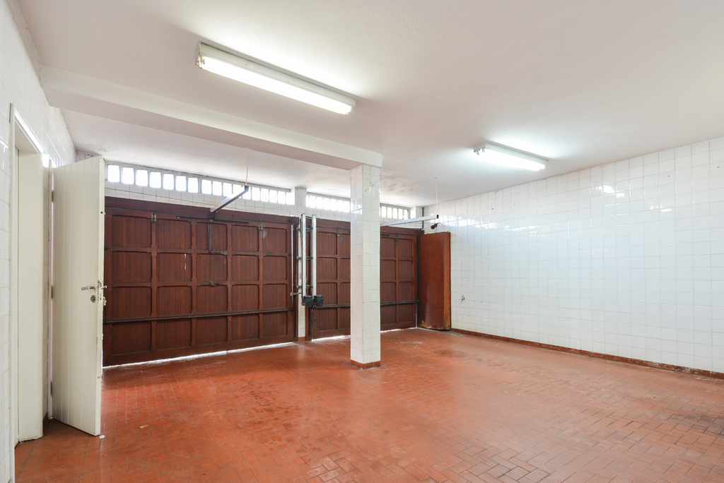Casa à venda com 3 quartos, 250m² - Foto 30