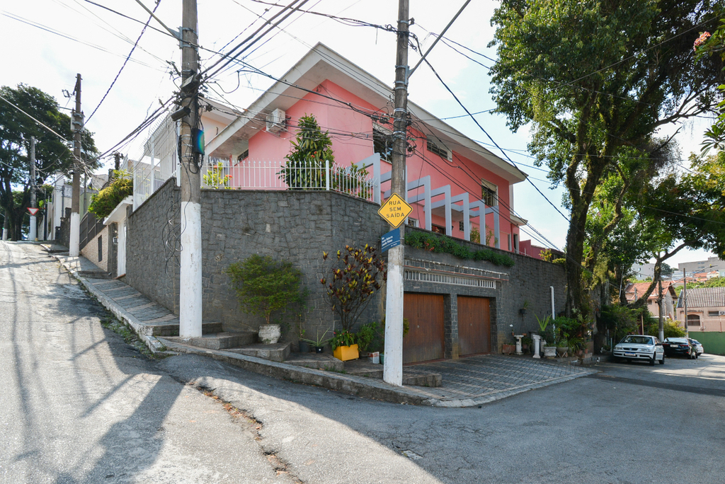 Casa à venda com 3 quartos, 250m² - Foto 33