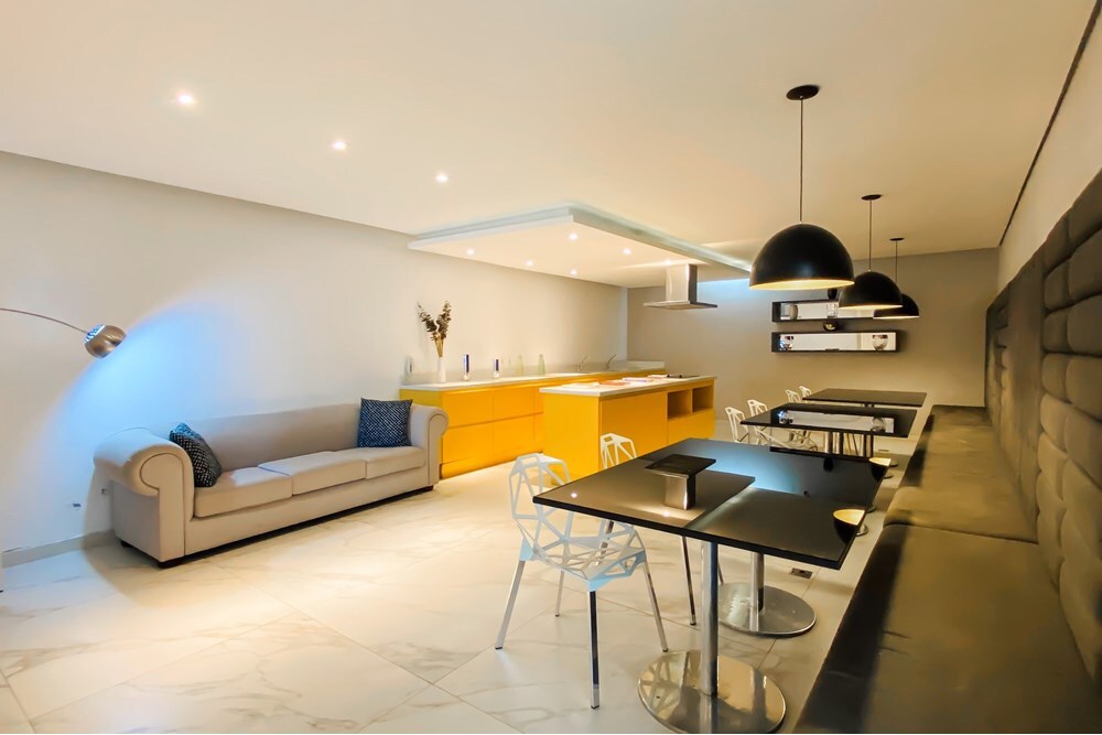 Apartamento à venda com 1 quarto, 45m² - Foto 11